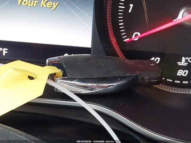 Mercedes-Benz C-Class Sport Image 16