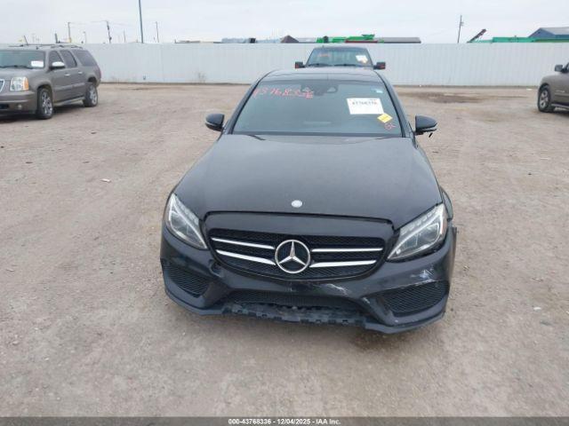 Mercedes-Benz C-Class Sport Image 17