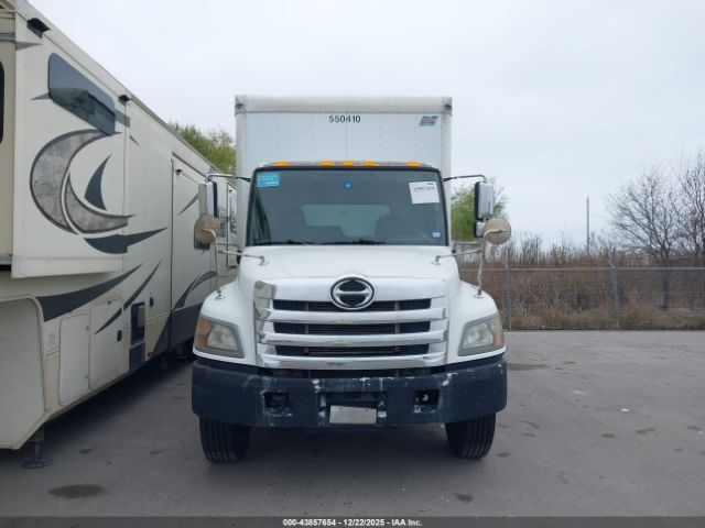 Hino 258 268 Image 7