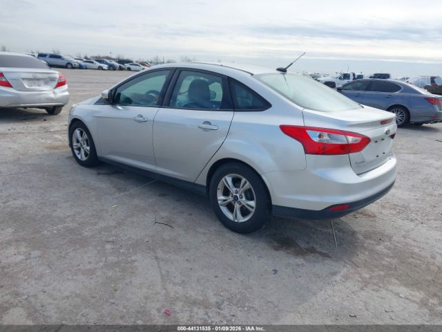 Ford Focus Se Image 11